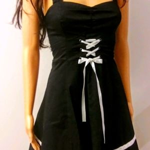 Xs hot topic little black dress with tulle lining